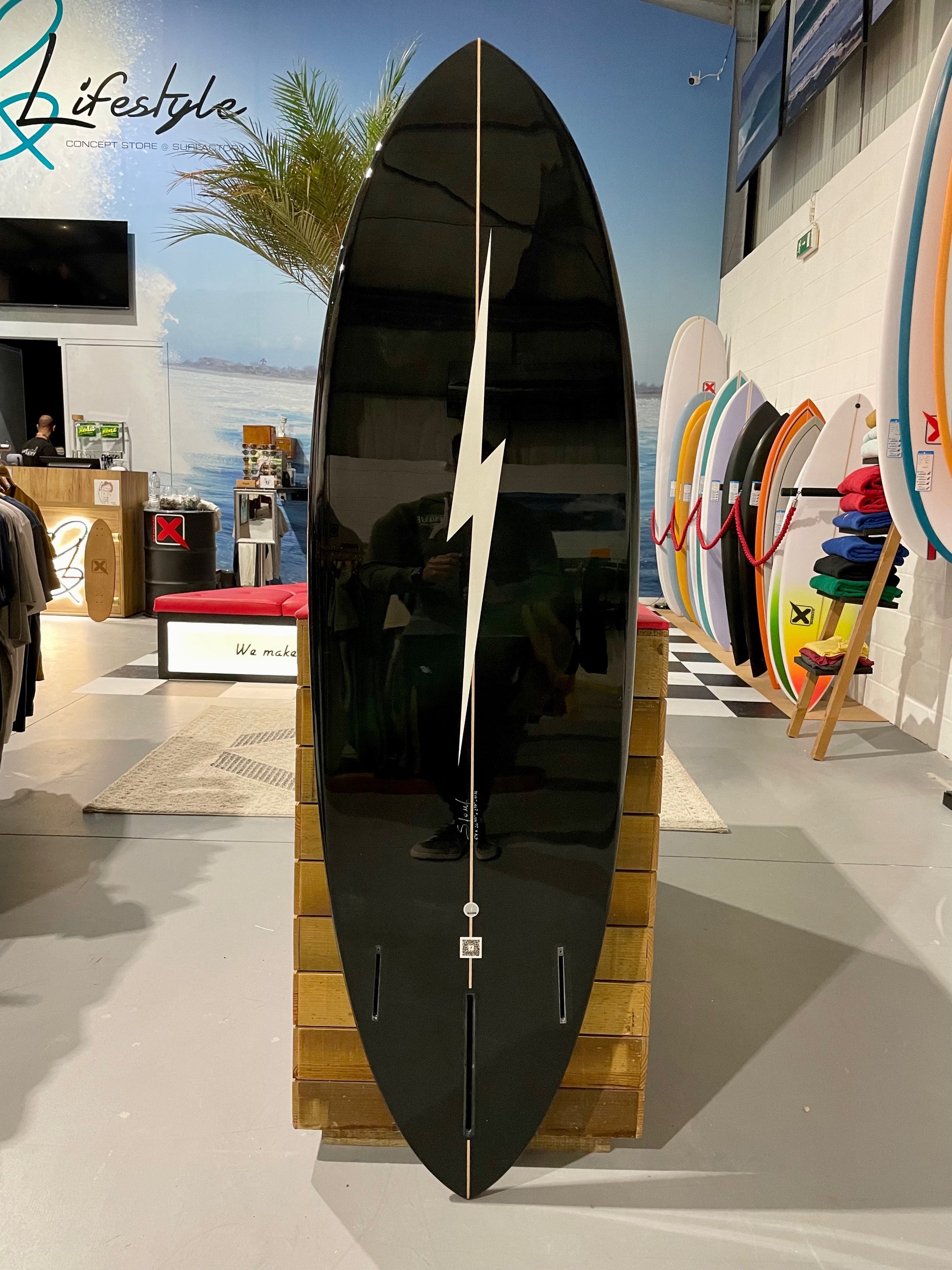 Prancha Surf Lightning Bolt PIN MASTER 6'4 by Spottt-1